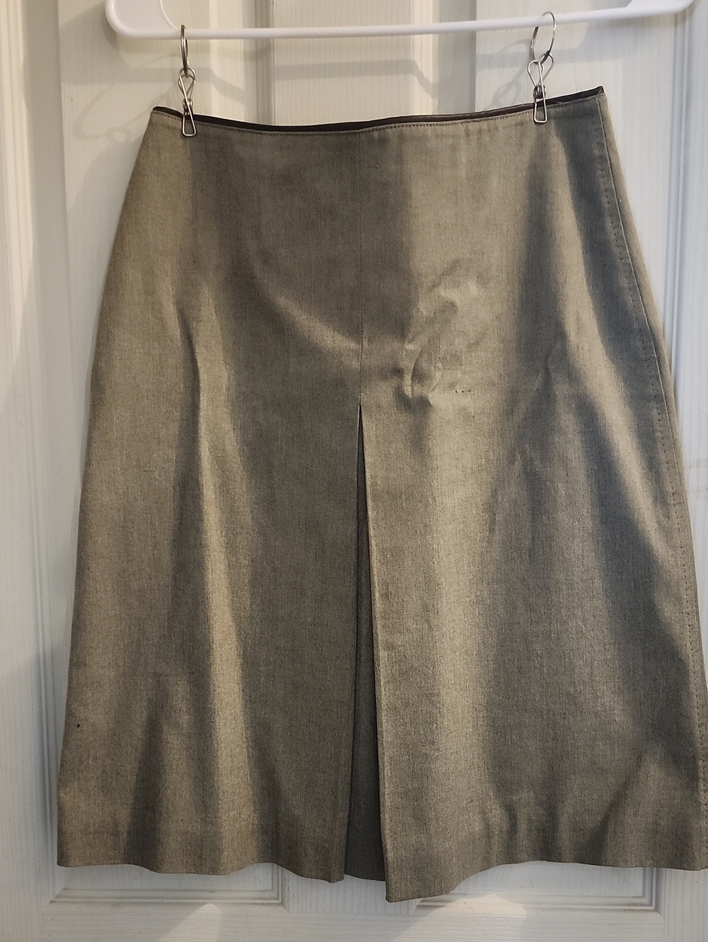 Banana Republic Gray A-Line Skirt with Front Pleat